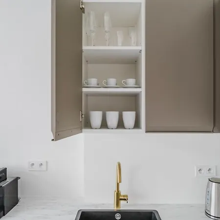 Blueground 10 Equipped Vsfs Prg-28 Apartment