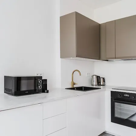 Blueground 10 Equipped Vsfs Prg-28 Apartment *
